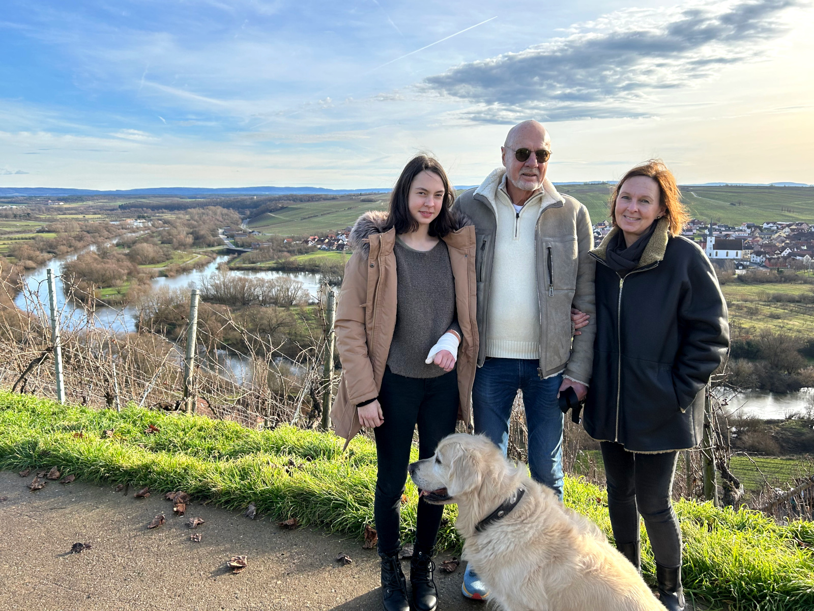 Familie Schneider bei einem Ausflug